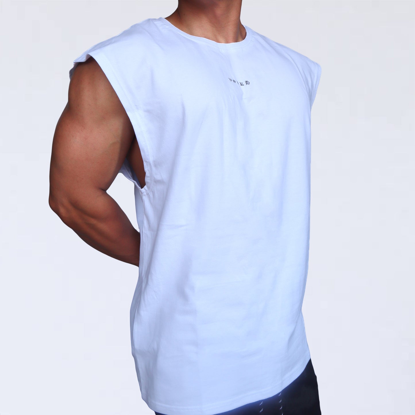 NO SLEEVE VOLKH BACK LOGO SHIRT ～WHITE～