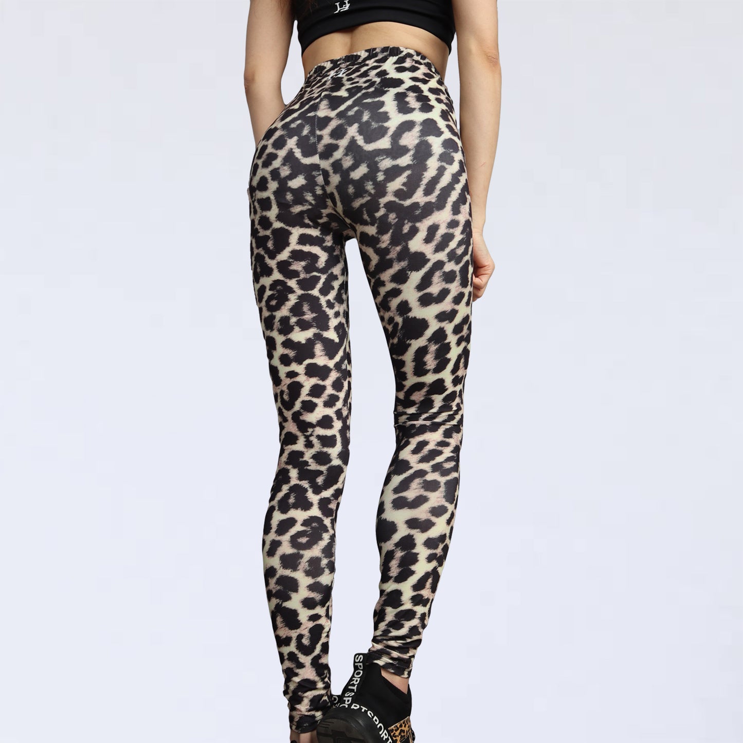 Yoga wear leggings　　　～ Slit Leopard ～
